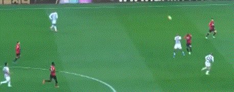 新2网址-【意甲】伊布补时凌空斩救主 AC米兰客场平乌迪内斯