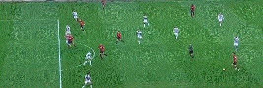 新2网址-【意甲】伊布补时凌空斩救主 AC米兰客场平乌迪内斯