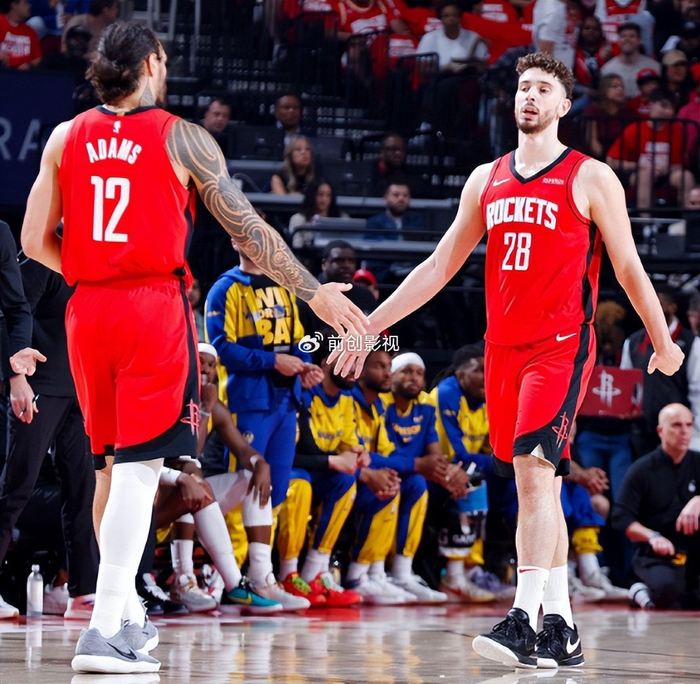 新2网址-首秀22分14板!2米11土耳其中锋驰援毒蛇,火箭计划补强内线|毒蛇队|尤尔特塞文|乌度卡|NBA|芝加哥公牛队_新浪体育_新浪新闻