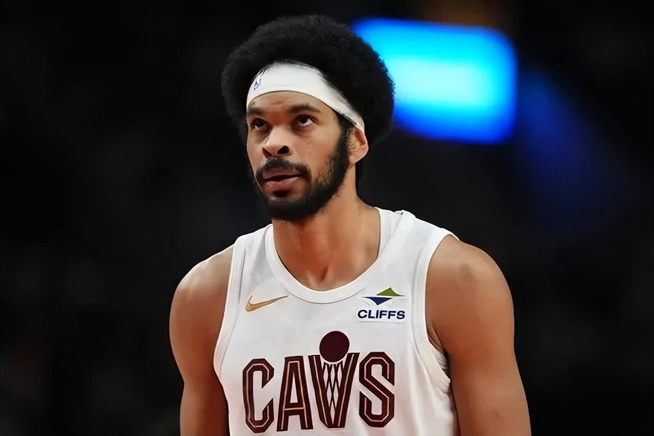 新2网址-骑士113-109活塞2喜2忧!泰森惊喜,替补攻守兼备,阿伦遭膝伤!